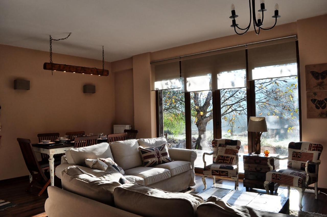 Chalet Coquelicot Kalavryta Dış mekan fotoğraf