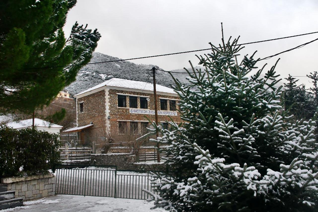 Chalet Coquelicot Kalavryta Dış mekan fotoğraf