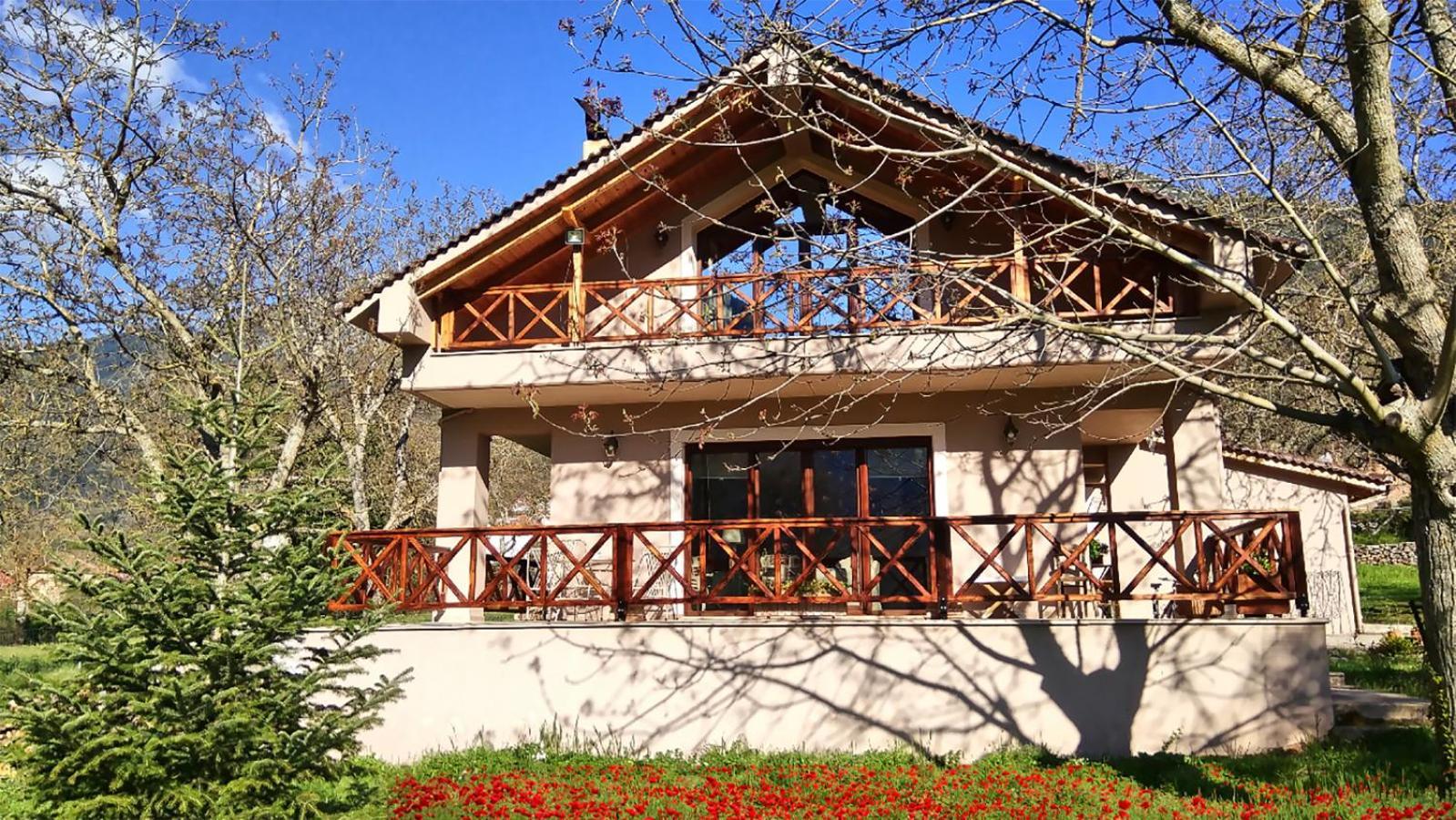 Chalet Coquelicot Kalavryta Dış mekan fotoğraf